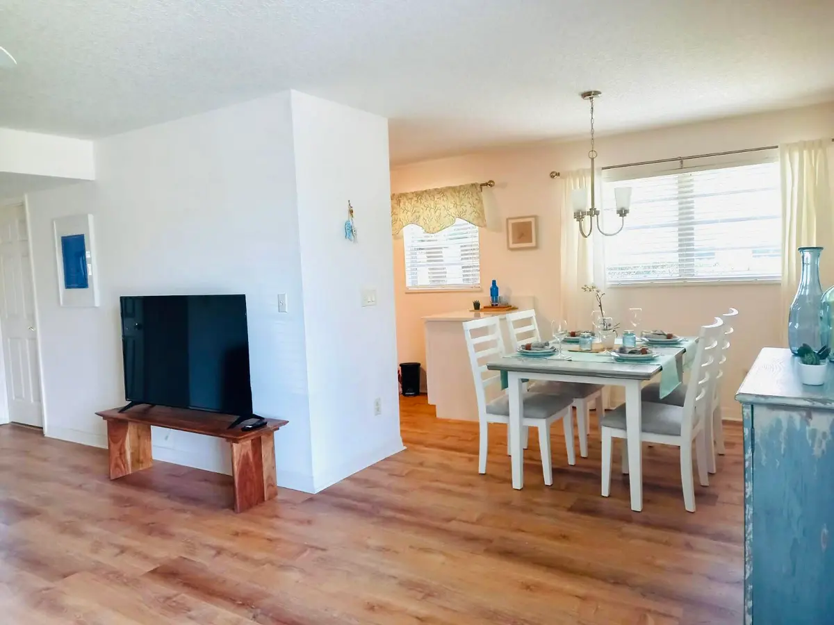 25BAA99C-261E-45AD-819E-39AC3FBD006C at 80 Crooked Tree Lane 106 Annual Or Seasonal, Vero Beach