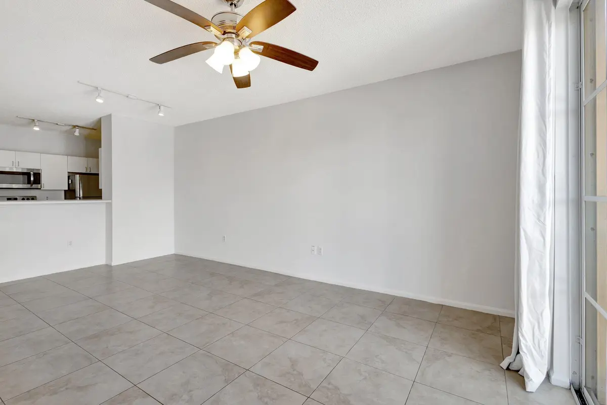 7-web-or-mls-_82A3858 at 720 S Sapodilla Avenue 303, West Palm Beach