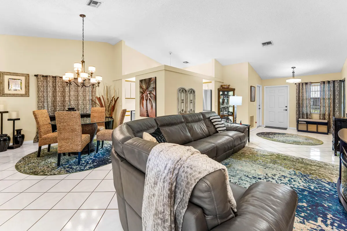 009-5329GarrettLane-WestPalmBeach-FL-334 at 5329 Garrett Lane, West Palm Beach