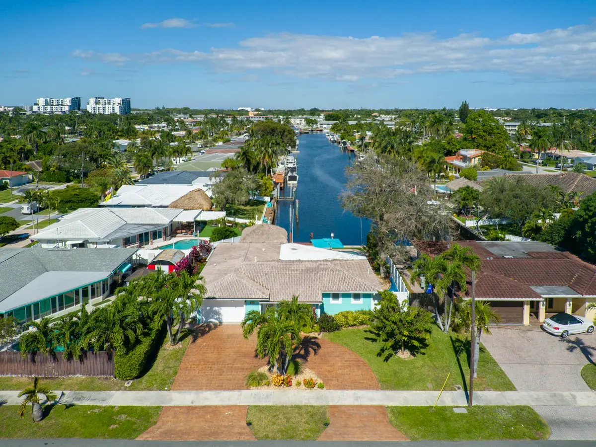 Photo-5 at 521 SE 4 Court, Pompano Beach