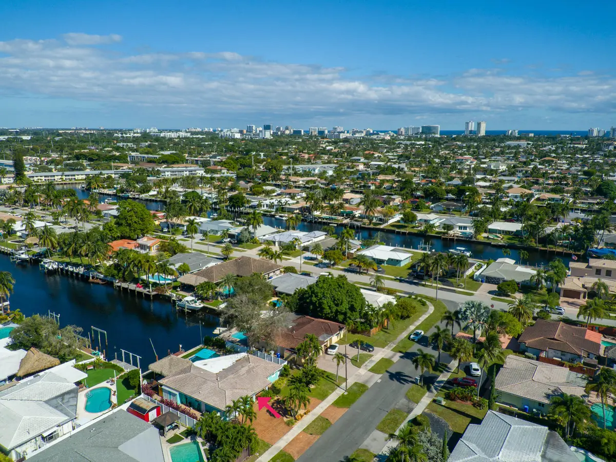 Photo-7a at 521 SE 4 Court, Pompano Beach