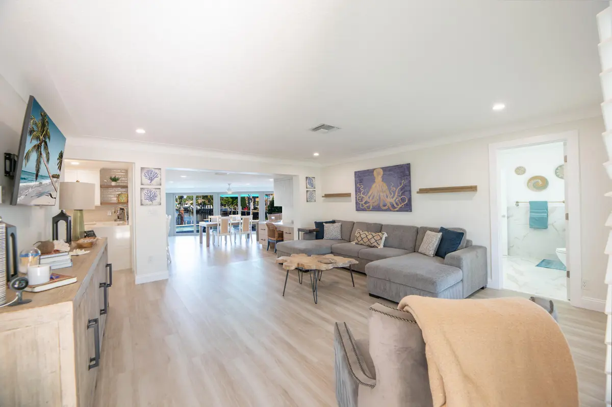 Photo-13 at 521 SE 4 Court, Pompano Beach
