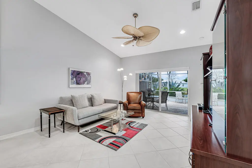 8590 Logia Circle, Boynton Beach, FL – photo 4