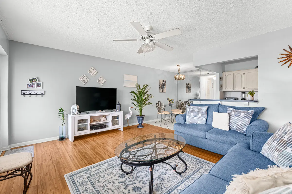 living room at 309 Sheffield M 309, West Palm Beach