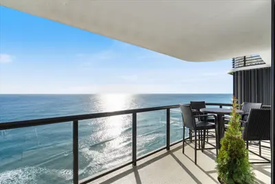 250 S Ocean Boulevard 14e, Boca Raton – sold