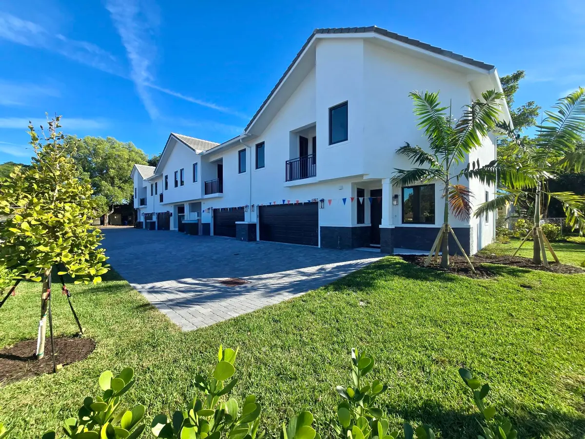 6997 NW 30th Terrace D, Fort Lauderdale, FL – photo 1