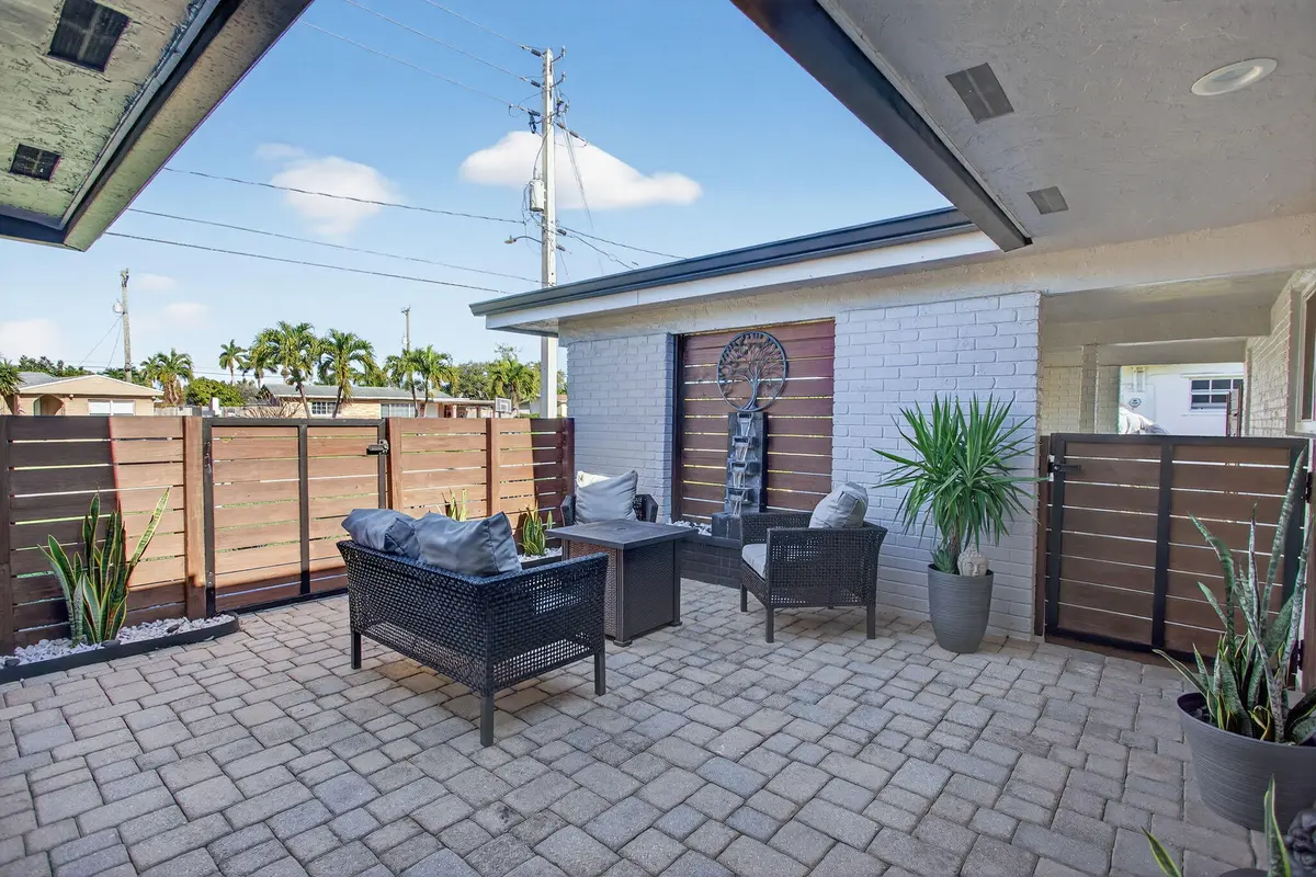 1530 W River Dr, Margate at 1530 W River Drive, Margate