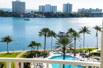 300 SE 5th Avenue 8140, Boca Raton – sold