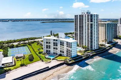 5400 N Ocean Drive 7b, Singer Island – Condominium for sale
