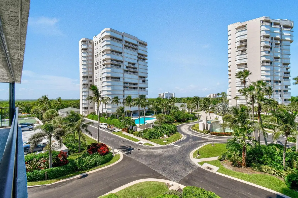North West View at 5047 N Highway A1a 404, Hutchinson Island