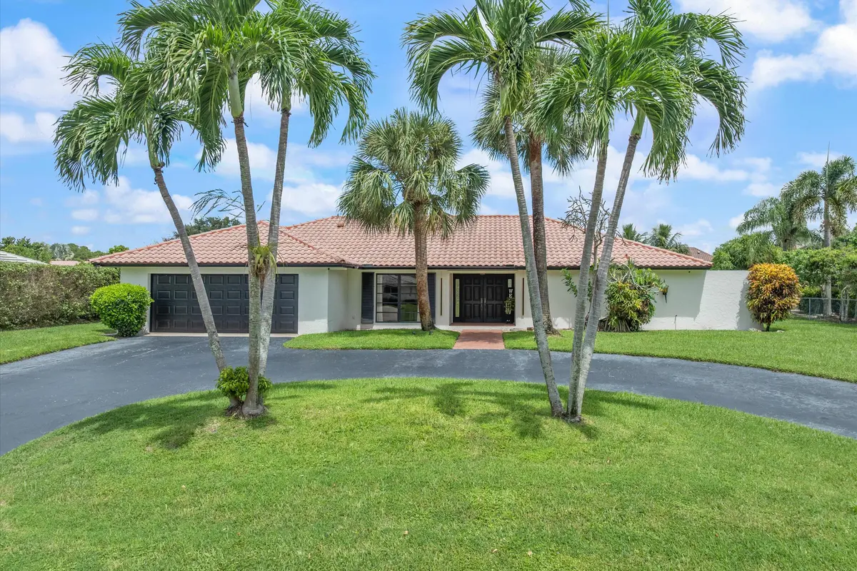 516 Muirfield Drive. at 516 Muirfield Drive, Atlantis