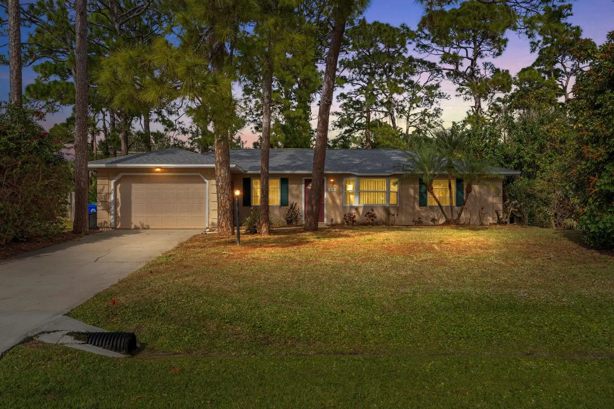 Front of house at 226 Del Monte Road, Sebastian