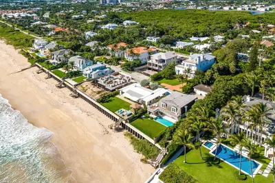 6081 Old Ocean Boulevard, Ocean Ridge – leased