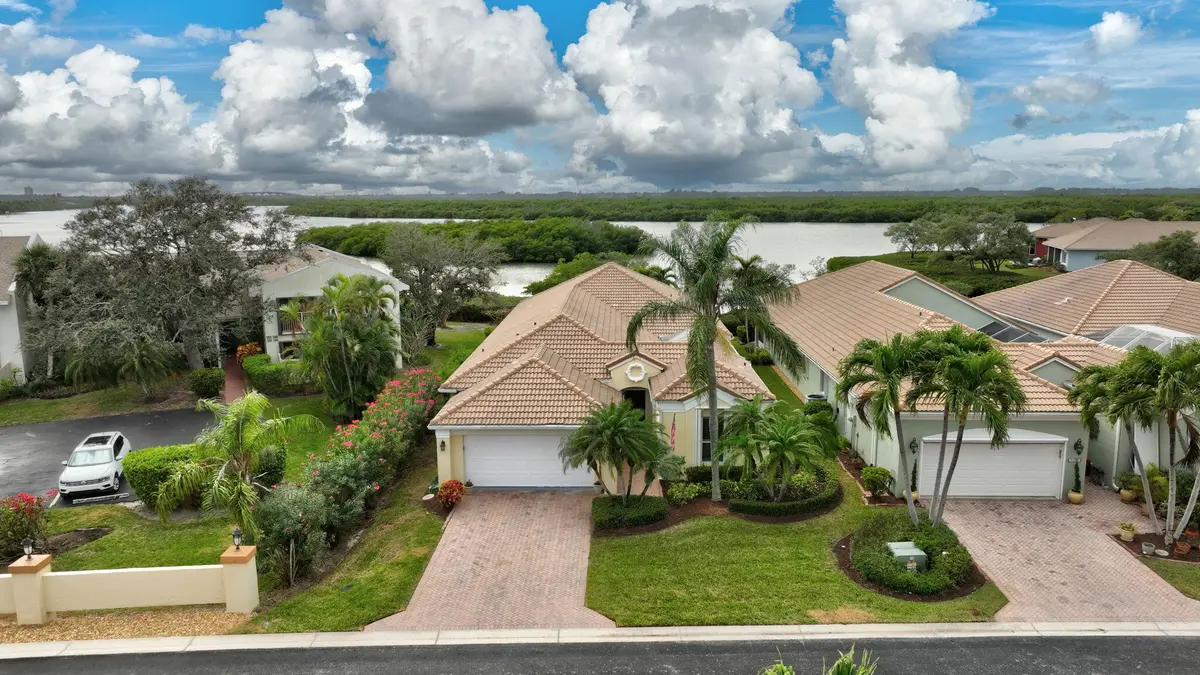 Listing Phot at 3305 Caracal Drive, Fort Pierce