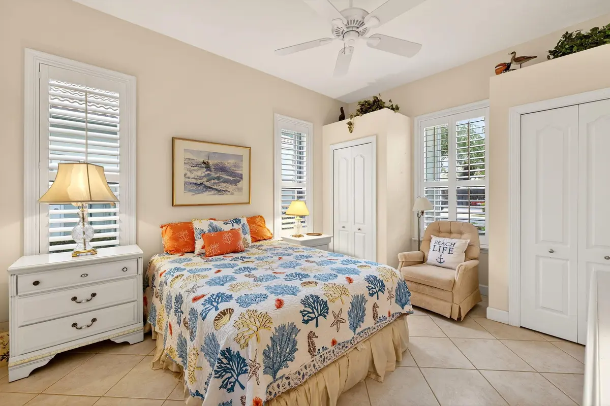 7-web-or-mls-3A5A1586 at 3305 Caracal Drive, Fort Pierce