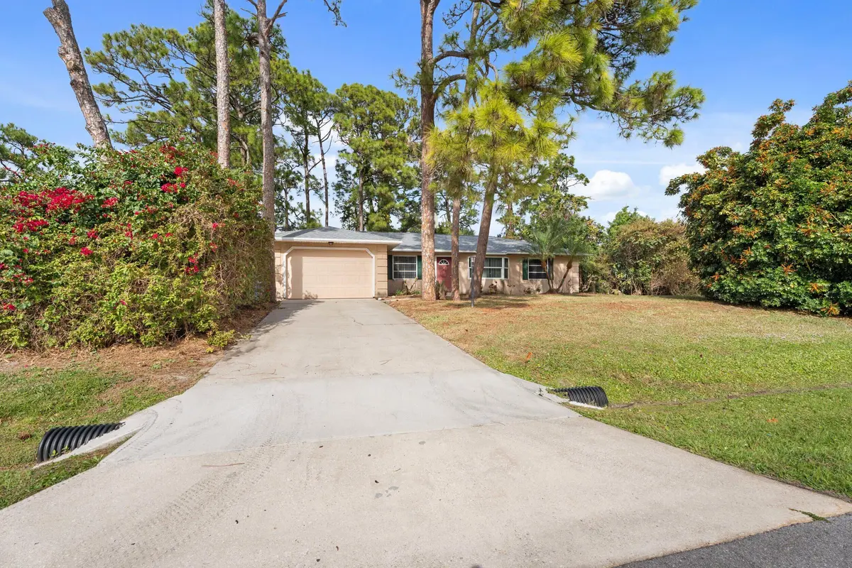 Front of house at 226 Del Monte Road, Sebastian