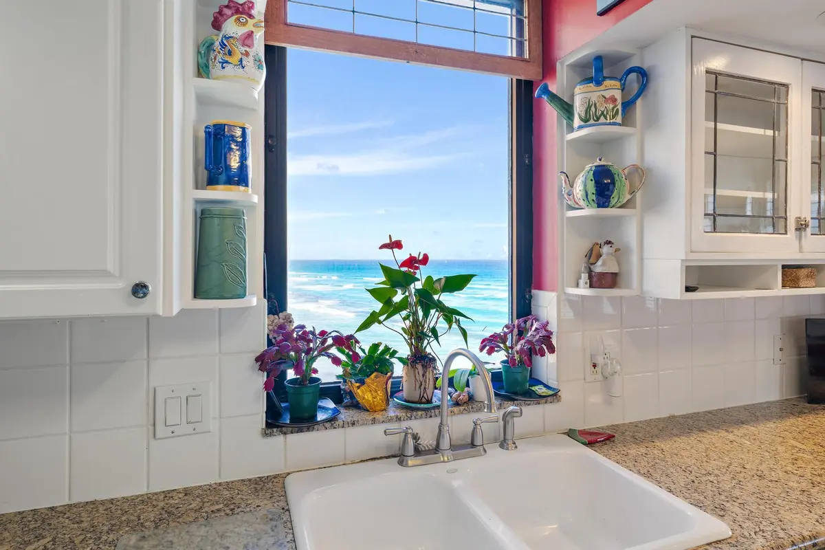 Kithen North at 5380 N Ocean Drive 6d, Singer Island