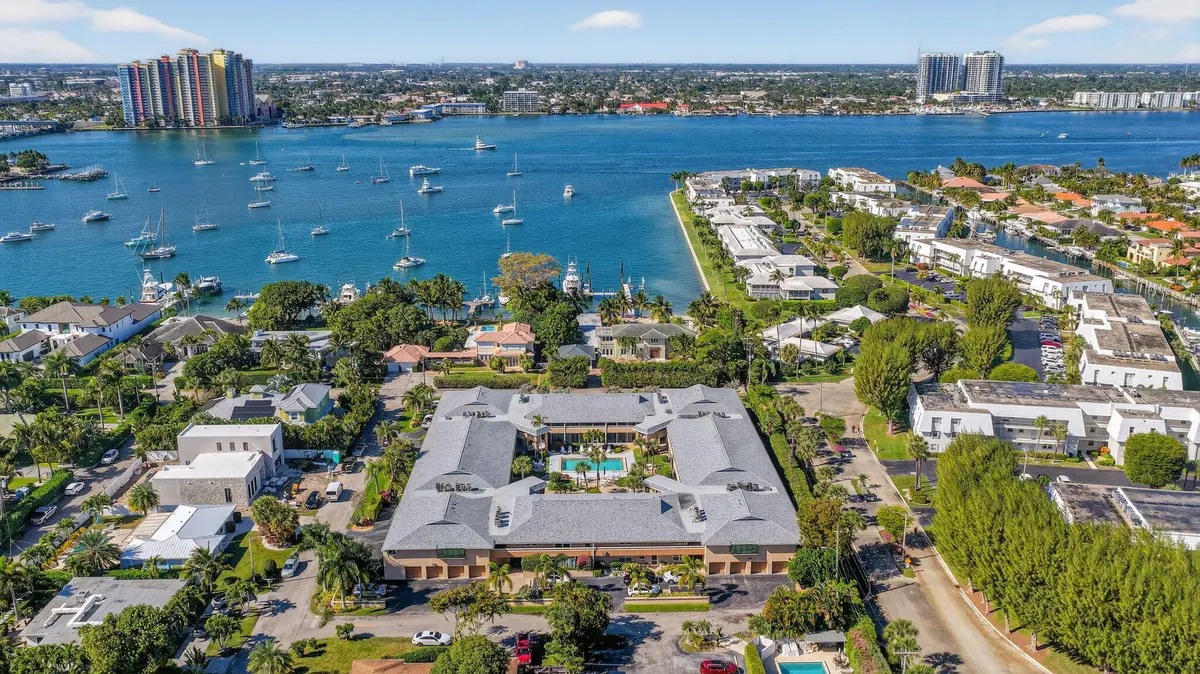 The Courtyard at 1100 Surf Road 201, Singer Island