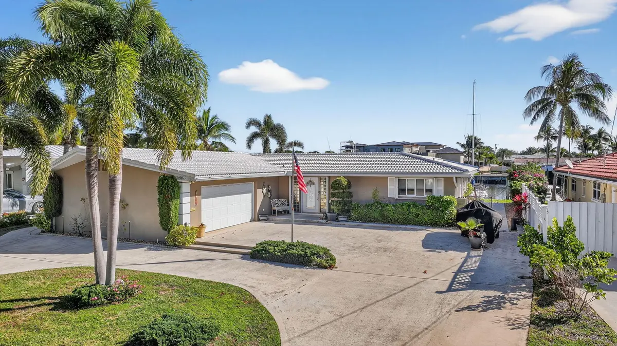 52-web-or-mls-DJI_20251228020400_0117_D at 752 Lagoon Drive, North Palm Beach