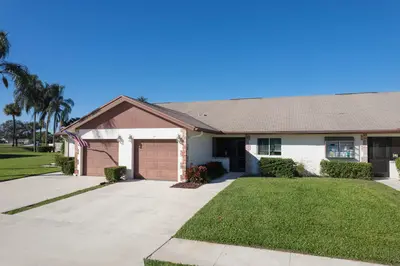 140 Moccasin Trail, Jupiter – sold