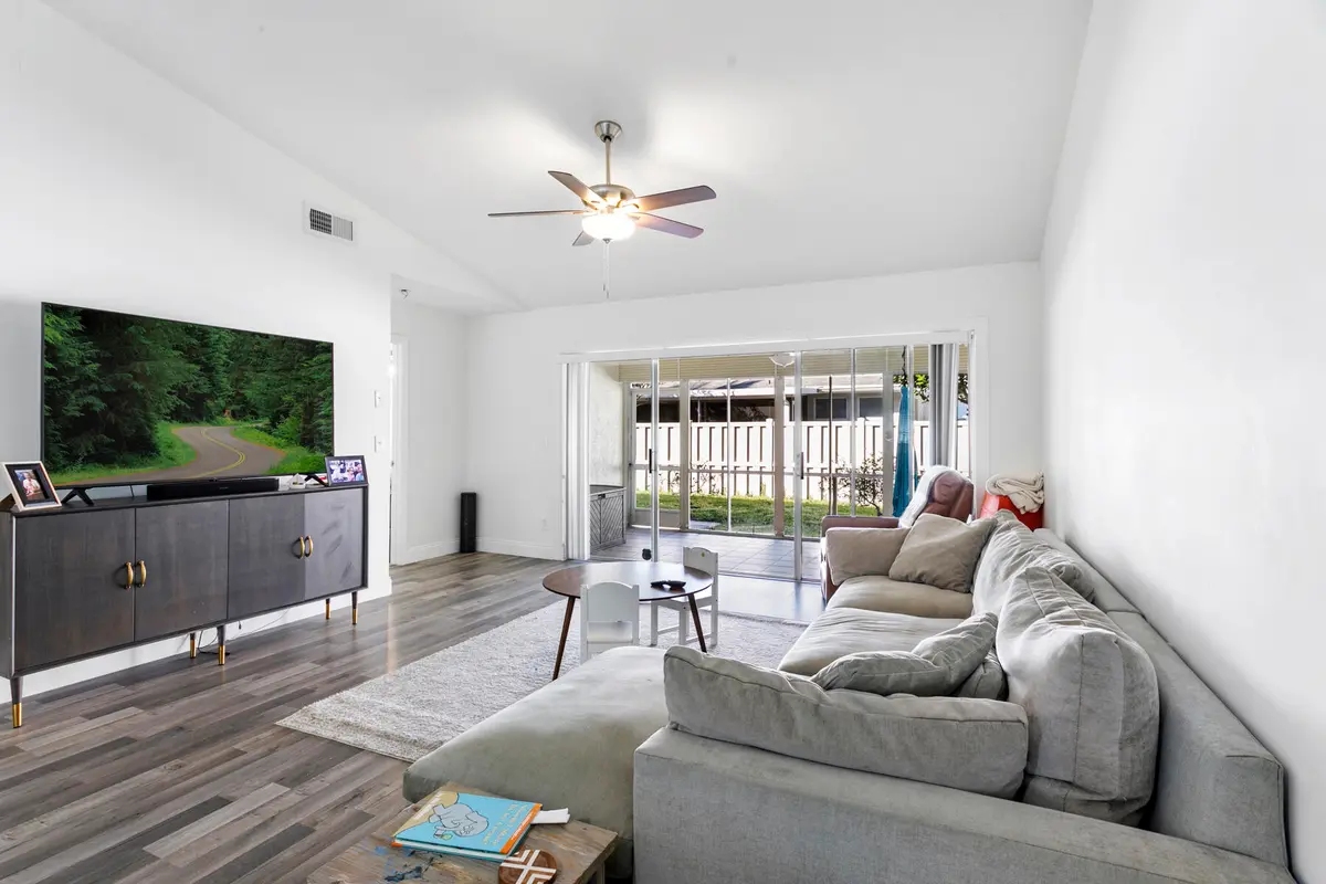 Living Area at 140 Moccasin Trail, Jupiter