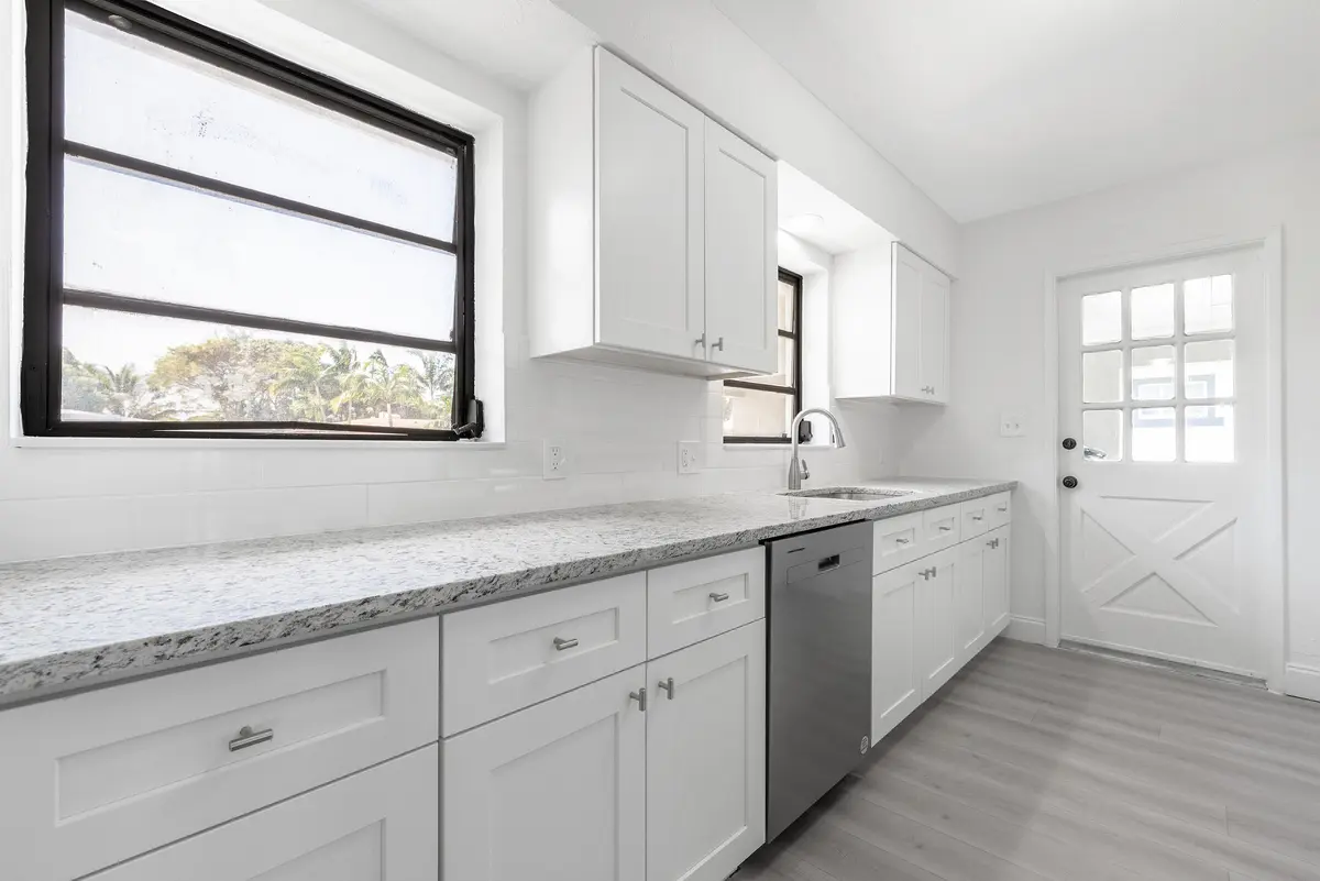 1040LongIslandAveFtLauderdale-2 at 1040 Long Island Avenue, Fort Lauderdale