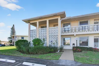 1721 NW 20th Avenue 201, Delray Beach – sold