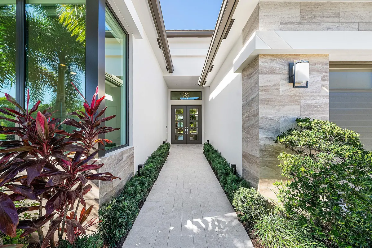 17135 Abruzzo Avenue at 17135 Abruzzo Avenue, Boca Raton