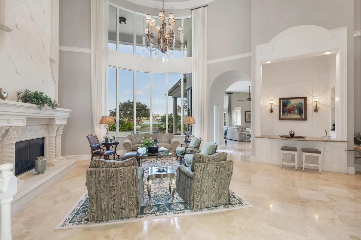 low-10 at 624 Hermitage Circle, Palm Beach Gardens