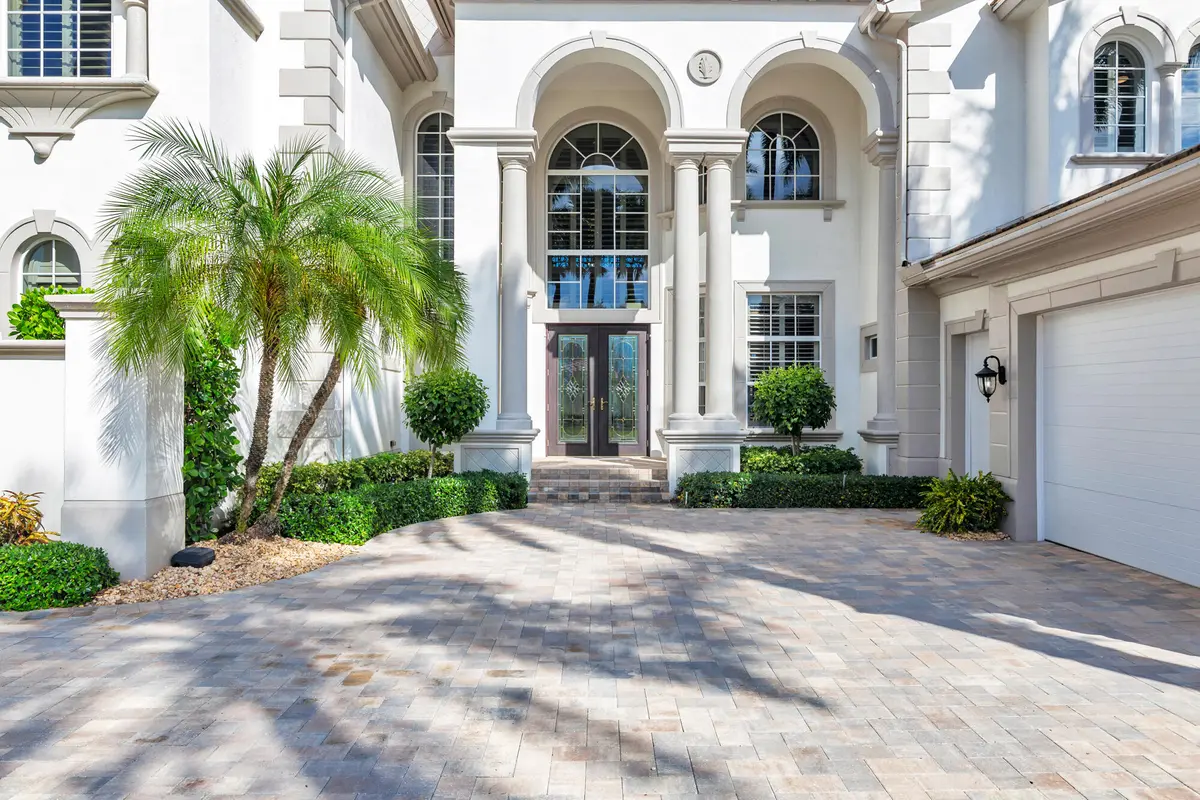 low-7 at 624 Hermitage Circle, Palm Beach Gardens