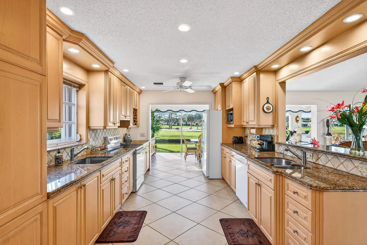 Kitchen at 4524 Sanderling Lane, Boynton Beach