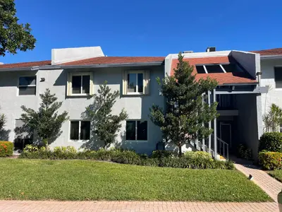 6525 S Oriole Boulevard 1050, Delray Beach – sold