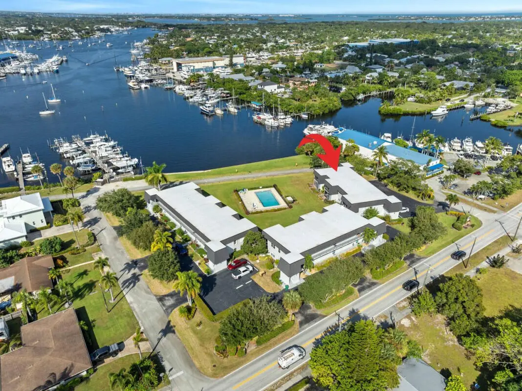 4726 SE Capstan Avenue 4, Stuart, FL – photo 1