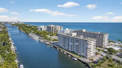 1050 Hillsboro Mile 704w, Hillsboro Beach – sold