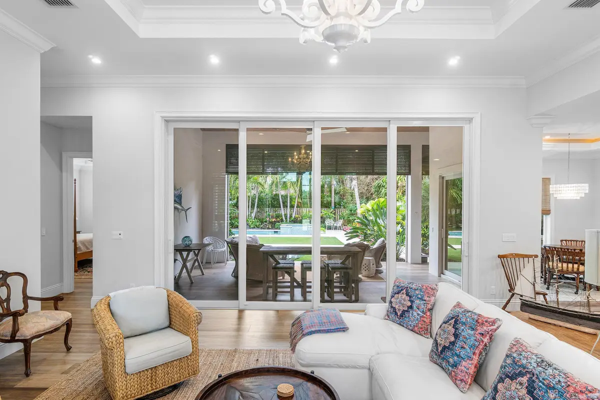 009-135DixieBoulevard-DelrayBeach-FL-334 at 135 Dixie Boulevard, Delray Beach