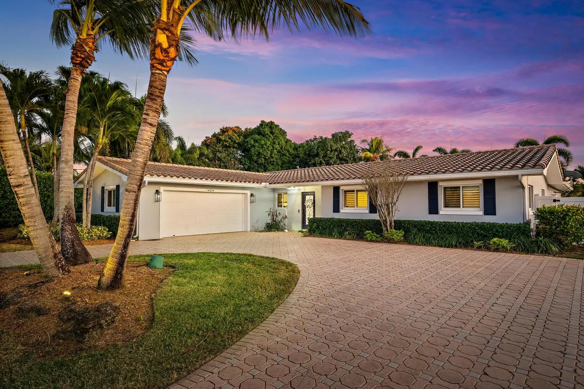 1404 Alpha Ct S-9 at 1404 Alpha Court, Lake Clarke Shores