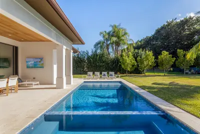 2719 Embassy Drive, West Palm Beach – sold