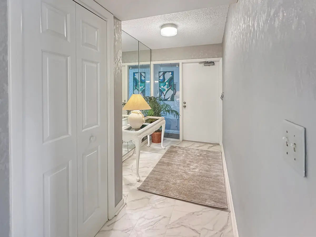 da0d93d07be762869e367b013609cdef24e0e758 at 3300 Twin Lakes Terrace 103, Fort Pierce