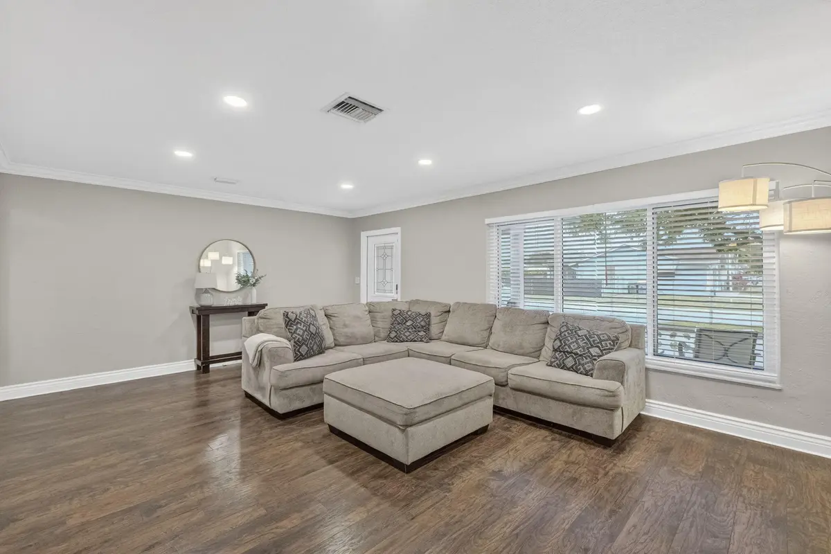 living room 01 at 7101 NW 98th Terrace, Tamarac