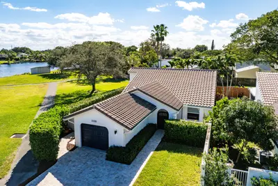 2105 NW 12th Street, Delray Beach – sold