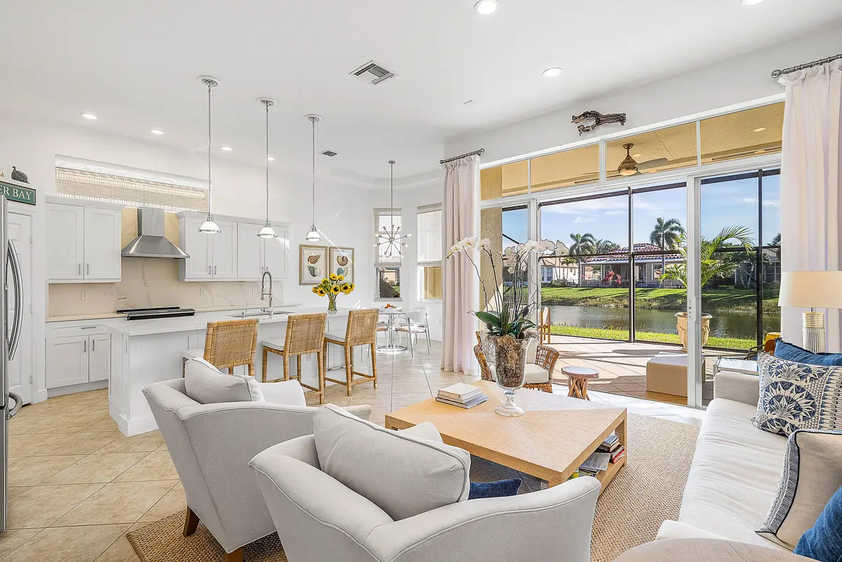Family Room at 9666 Via Elegante, Wellington
