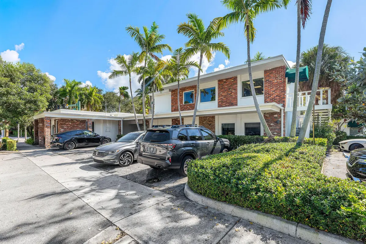 2DSC02112-Edit.jpg-vsuniqueid-68fb9c2bb8 at 96 NE 5th Avenue 96, Delray Beach