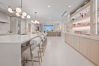 220 SE Mizner Boulevard 603, Boca Raton – sold