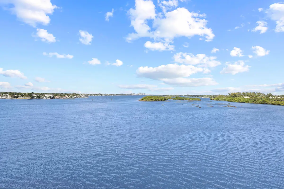 2 - View at 2155 Ibis Isle Road Ph 3, Palm Beach