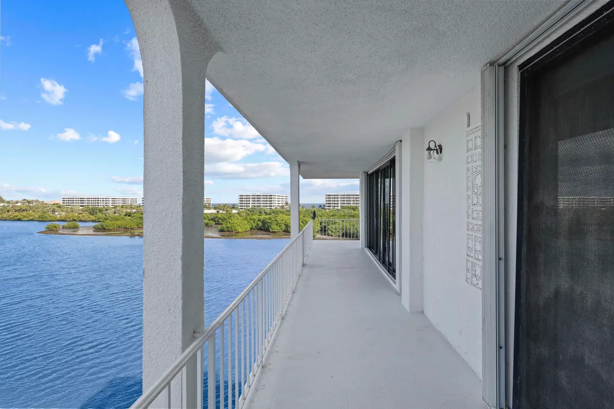 3 - View at 2155 Ibis Isle Road Ph 3, Palm Beach