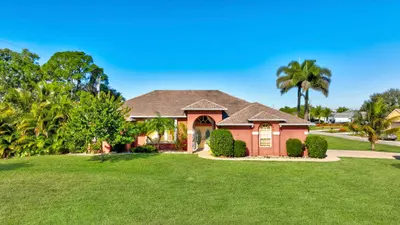 539 SE Nome Drive, Port St. Lucie – sold