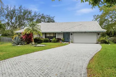 8870 NW 49th Drive, Coral Springs – sold