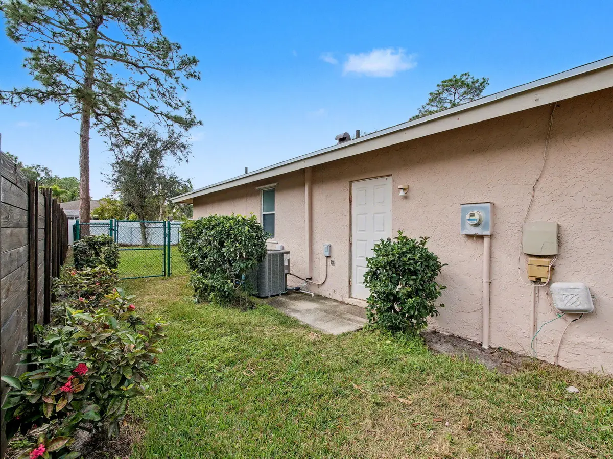 29-web-or-mls-005 (2) at 249 Monterey Way, Royal Palm Beach