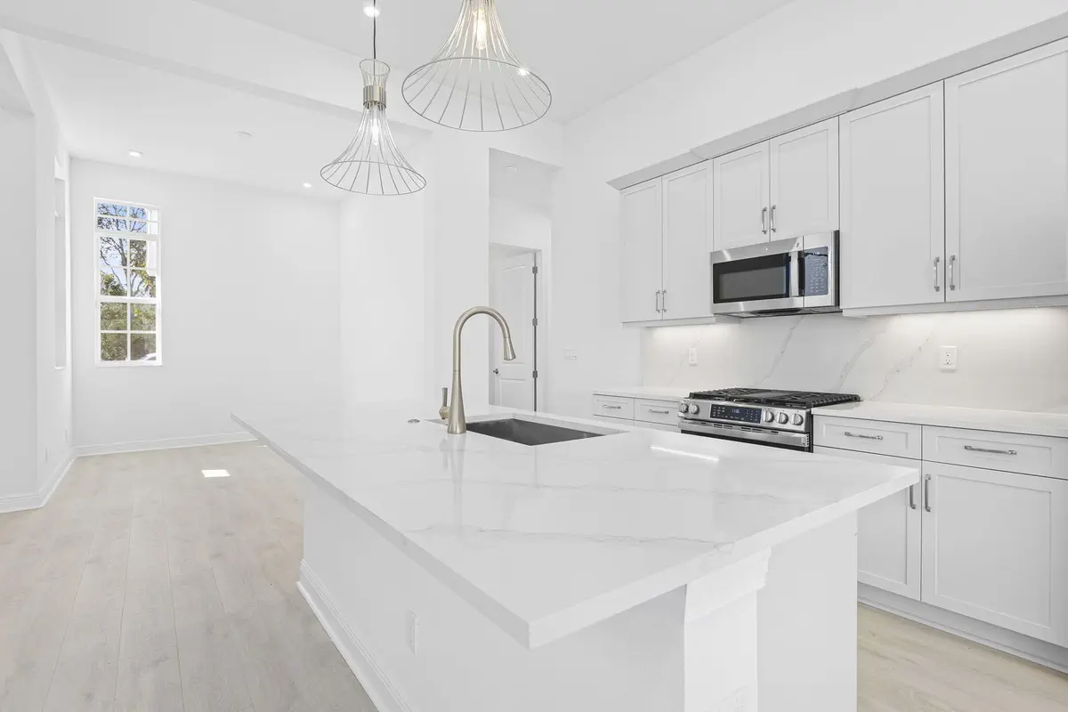 7-web-or-mls-_V7A6553 at 140 SE Via Tirso, Port St. Lucie