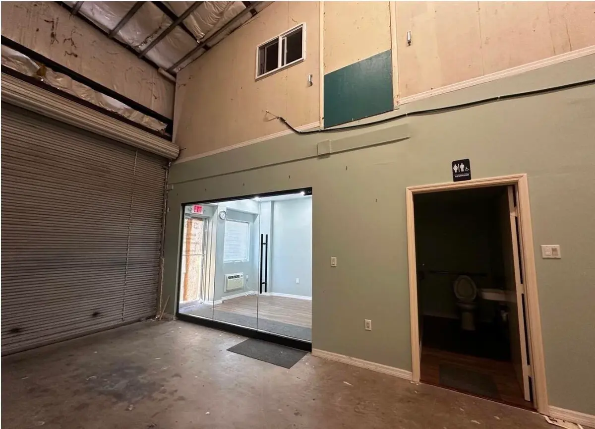 Image 12-16-25 at 3.25 PM (2) at 3781 Oleander Avenue, Fort Pierce